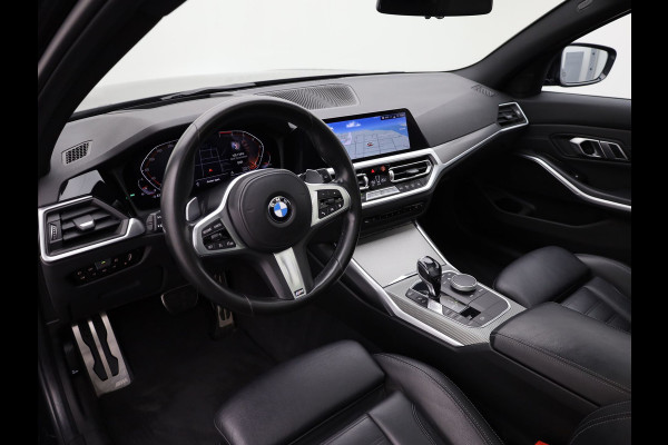 BMW 3 Serie Touring 320i High Executive Edition | 20'' | Pano | Head Up | Elk. A-klep | Camera | Prijs Rijklaar!!