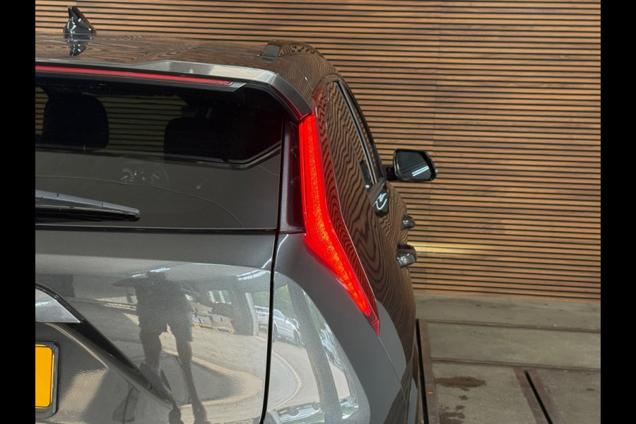 Kia Niro EV Edition 64.8 kWh | 204pk | ACC | Camera | Navi | Stoel/stuur verwarming | Apple CarPlay & Android Auto| 17 Inch | NAP