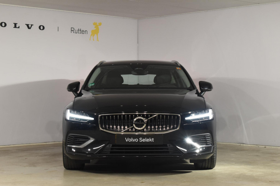 Volvo V60 T6 350PK Automaat Plug-in Hybrid Essential Bright / Navigatie / Adaptive cruise control / Leren bekleding / Achteruitrijcamera / Stuur & Stoelverwarming / Stoelverwarming achter / Trekhaak