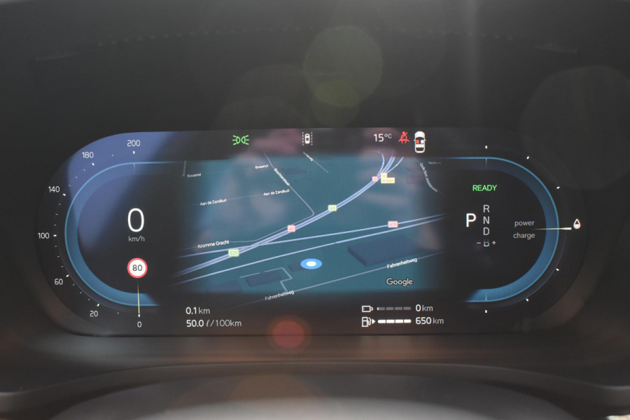 Volvo V60 T6 350PK Automaat Plug-in Hybrid Essential Bright / Navigatie / Adaptive cruise control / Leren bekleding / Achteruitrijcamera / Stuur & Stoelverwarming / Stoelverwarming achter / Trekhaak