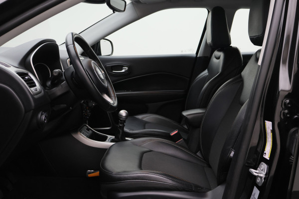 Jeep Compass 1.4 MultiAir Longitude Leder/Stof, Apple Carplay, Camera, Cruise, Climate, DAB, PDC, 17''