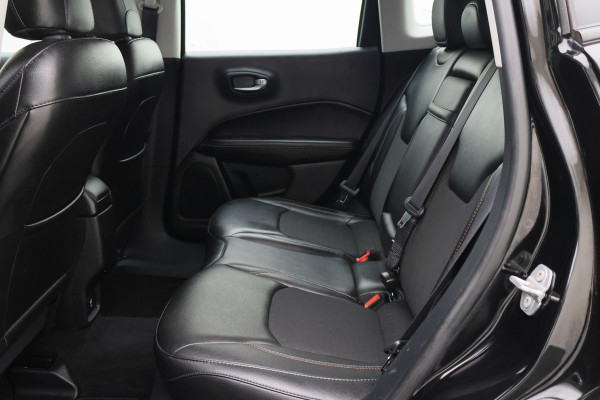 Jeep Compass 1.4 MultiAir Longitude Leder/Stof, Apple Carplay, Camera, Cruise, Climate, DAB, PDC, 17''