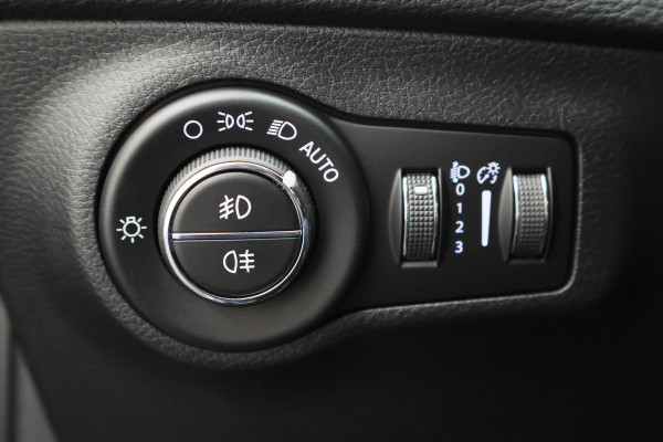 Jeep Compass 1.4 MultiAir Longitude Leder/Stof, Apple Carplay, Camera, Cruise, Climate, DAB, PDC, 17''