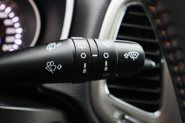 Jeep Compass 1.4 MultiAir Longitude Leder/Stof, Apple Carplay, Camera, Cruise, Climate, DAB, PDC, 17''