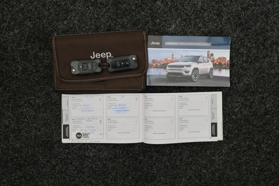 Jeep Compass 1.4 MultiAir Longitude Leder/Stof, Apple Carplay, Camera, Cruise, Climate, DAB, PDC, 17''