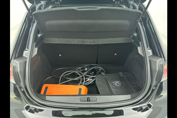 Peugeot e-208 EV Active 50 kWh SOH 100% Airco Navigatie Apple Carplay/Android Auto Cruise control Led