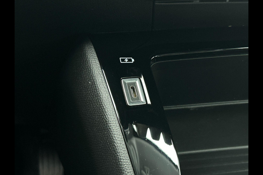Peugeot e-208 EV Active 50 kWh SOH 100% Airco Navigatie Apple Carplay/Android Auto Cruise control Led