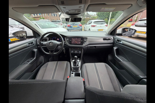 Volkswagen T-Roc 1.0 TSI Style 2018 Digitaal NAVI CLIMA NAP!