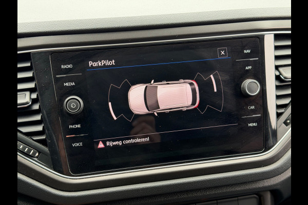 Volkswagen T-Roc 1.0 TSI Style 2018 Digitaal NAVI CLIMA NAP!