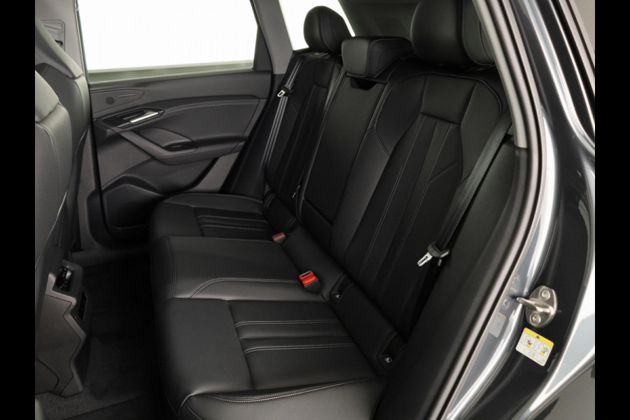 Audi Q6 e-tron Advanced edition 83Kwh 252 pk | Tech pro | Glazen panoramadak | Warmtewerend glas donker tint | Sportstoel zwart leder-kunstl |