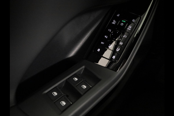 Audi Q6 e-tron Advanced edition 83Kwh 252 pk | Tech pro | Glazen panoramadak | Warmtewerend glas donker tint | Sportstoel zwart leder-kunstl |