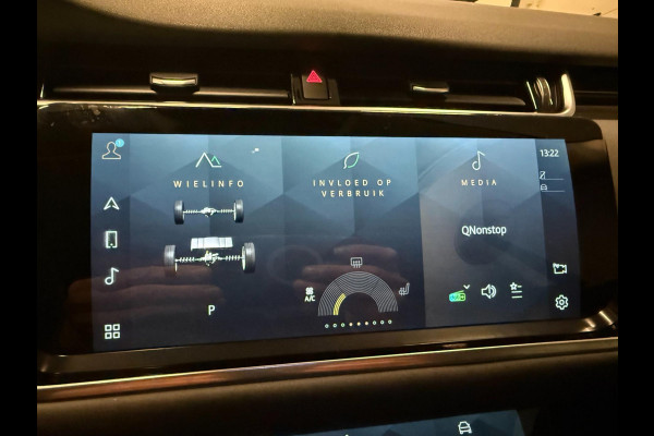 Land Rover Range Rover Evoque 1.5 P300e AWD BLACK-LINE SOH 95%/NAVI/V-COCKPIT/LEDER/DAB/CARPLAY/LED/CAM/M-STOELEN///