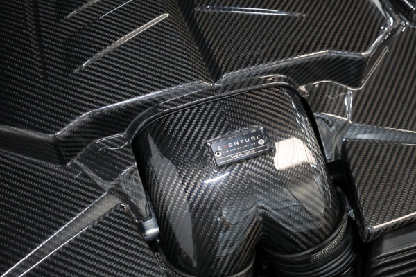 Lamborghini Urus 4.0 V8 NOVITEC 780+PK FULL CARBON/3D B&O/PANO/ACHTERAS.B/LEDER+MASSAGE/23" LMV/360 CAM/ACC/ECC/12 MND GARANTIE!