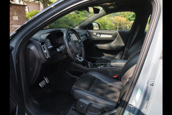 Volvo XC40 Recharge P8 AWD R-Design | SOH 91% | Trekhaak | Warmtepomp | Parkeersensoren | Apple Carplay | ACC |  NL-Auto |