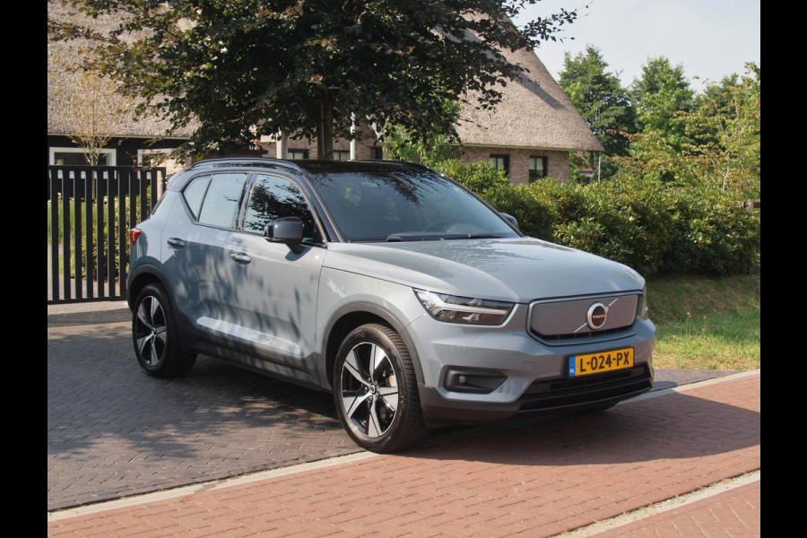 Volvo XC40 Recharge P8 AWD R-Design | SOH 91% | Trekhaak | Warmtepomp | Parkeersensoren | Apple Carplay | ACC |  NL-Auto |