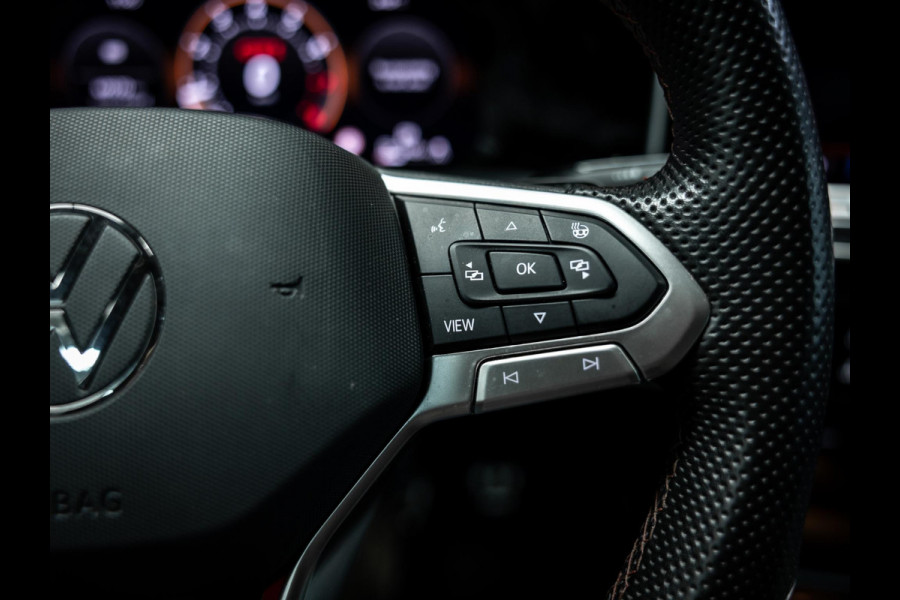 Volkswagen Golf 2.0 TSI GTI