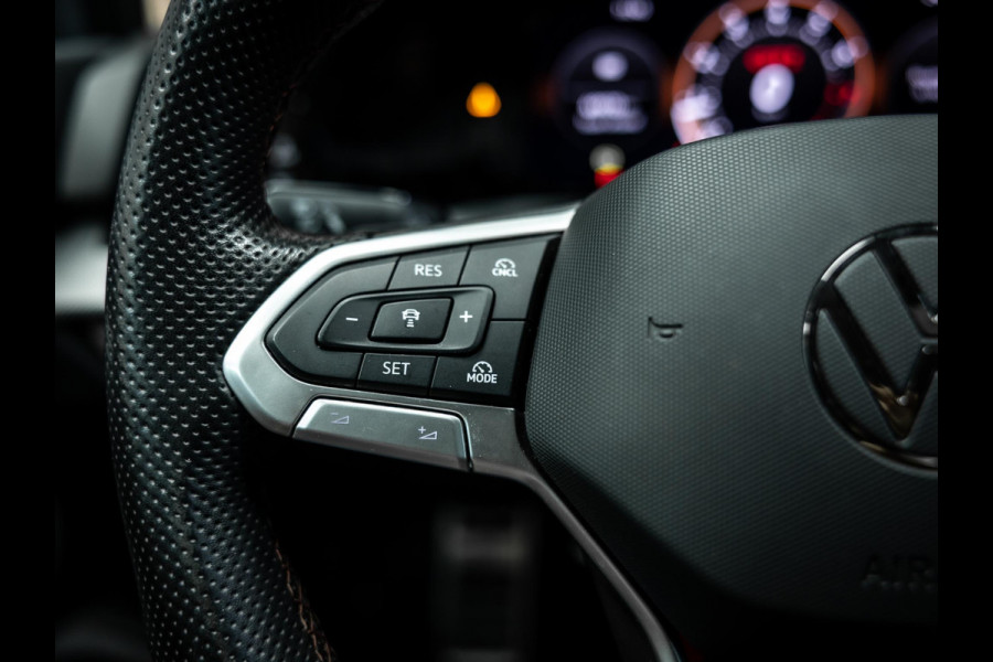 Volkswagen Golf 2.0 TSI GTI