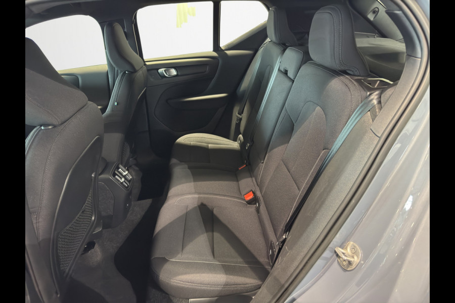 Volvo XC40 Recharge Aut. 69 kWh Parkeercamera 231pk