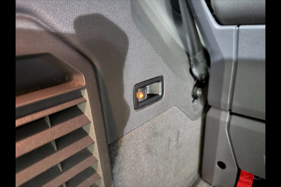 Volkswagen Multivan 1.4 eHybrid ENERGETIC NAVI/CARPLAY/DAB/ADAPT-CRUISE/TREKH/LED/ECC/PDC///