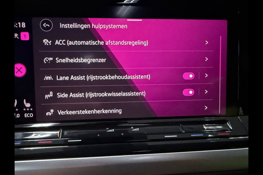 Volkswagen Multivan 1.4 eHybrid ENERGETIC NAVI/CARPLAY/DAB/ADAPT-CRUISE/TREKH/LED/ECC/PDC///