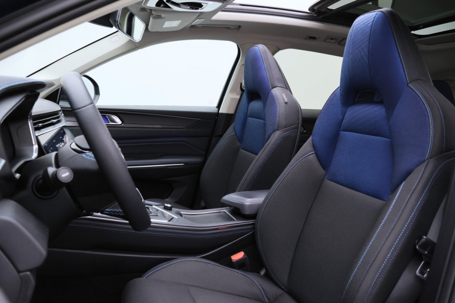 Lynk & Co 01 1.5 360° Camera, Panoramadak, ACC, Apple Carplay, Infinity Sound, DAB, 20''