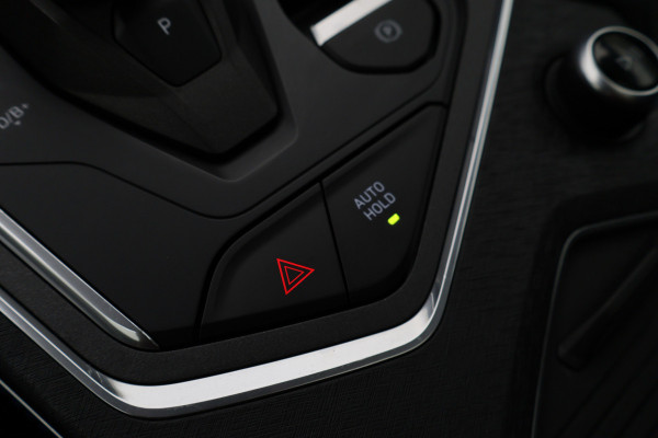 Lynk & Co 01 1.5 360° Camera, Panoramadak, ACC, Apple Carplay, Infinity Sound, DAB, 20''
