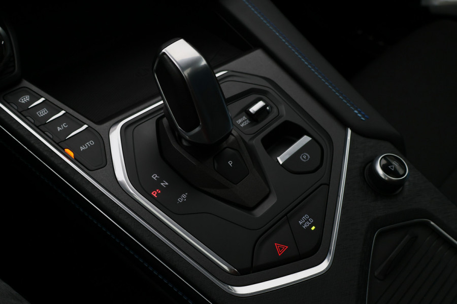 Lynk & Co 01 1.5 360° Camera, Panoramadak, ACC, Apple Carplay, Infinity Sound, DAB, 20''