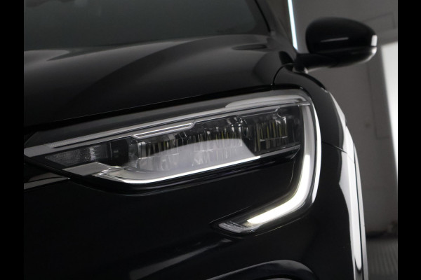 Renault Arkana 1.3 Mild Hybrid 160 R.S. Line Automaat | Trekhaak | Parkeersensoren | Apple Carplay & AndroidAUTO | Bose Premium Audio |