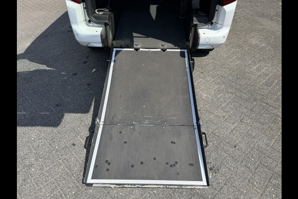 Opel Combo Life 1.5 CDTI L2H1 Edition Rolstoel Vervoer | DAB | Parkeersensoren |
