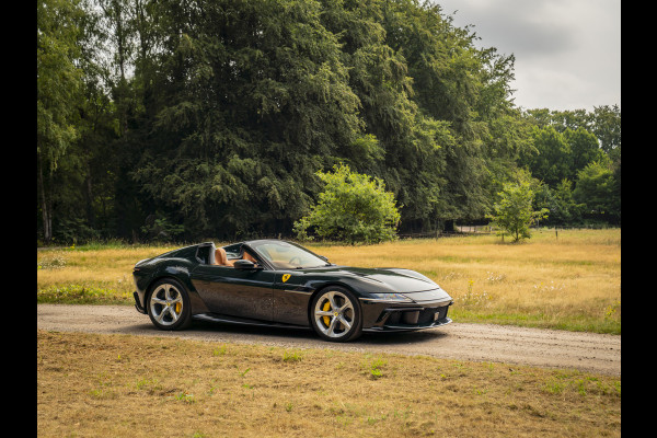 Ferrari 12Cilindri Spider 6.5 V12 | Verde British | Full spec! | Airbrushed shields | Lift
