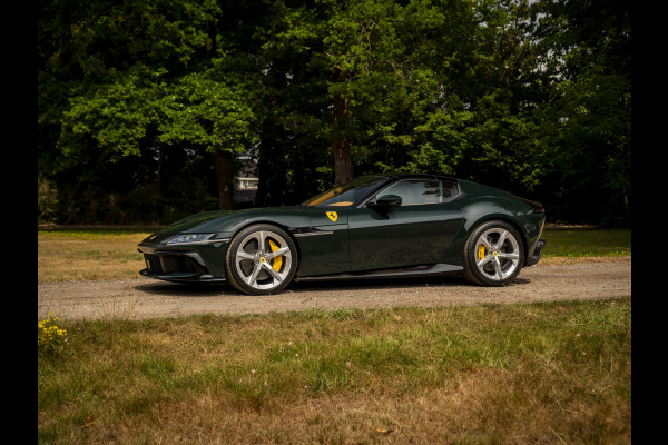 Ferrari 12Cilindri Spider 6.5 V12 | Verde British | Full spec! | Airbrushed shields | Lift
