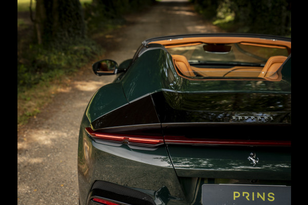 Ferrari 12Cilindri Spider 6.5 V12 | Verde British | Full spec! | Airbrushed shields | Lift