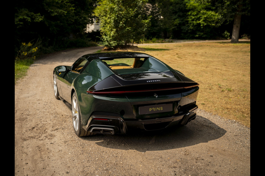 Ferrari 12Cilindri Spider 6.5 V12 | Verde British | Full spec! | Airbrushed shields | Lift