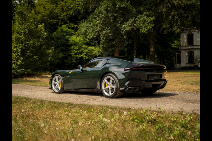 Ferrari 12Cilindri Spider 6.5 V12 | Verde British | Full spec! | Airbrushed shields | Lift