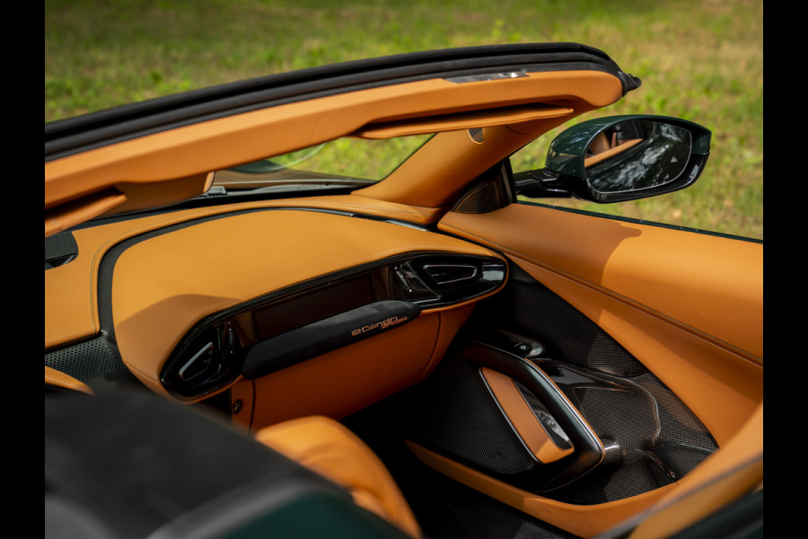 Ferrari 12Cilindri Spider 6.5 V12 | Verde British | Full spec! | Airbrushed shields | Lift