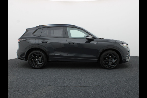 Volkswagen Tiguan 1.5 eTSI R-Line Edition | Head Up | Side Assist | Black Style | Prijs Rijklaar!!