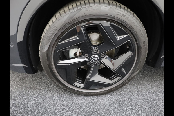 Volkswagen Tiguan 1.5 eTSI R-Line Edition | Head Up | Side Assist | Black Style | Prijs Rijklaar!!