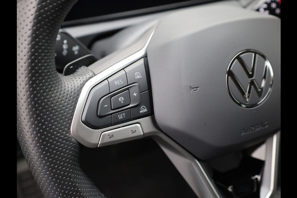 Volkswagen Tiguan 1.5 eTSI R-Line Edition | Head Up | Side Assist | Black Style | Prijs Rijklaar!!