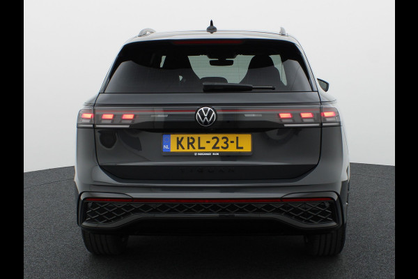 Volkswagen Tiguan 1.5 eTSI R-Line Edition | Head Up | Side Assist | Black Style | Prijs Rijklaar!!