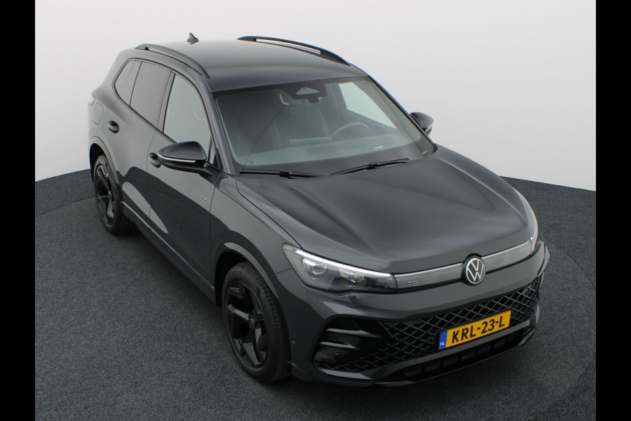 Volkswagen Tiguan 1.5 eTSI R-Line Edition | Head Up | Side Assist | Black Style | Prijs Rijklaar!!