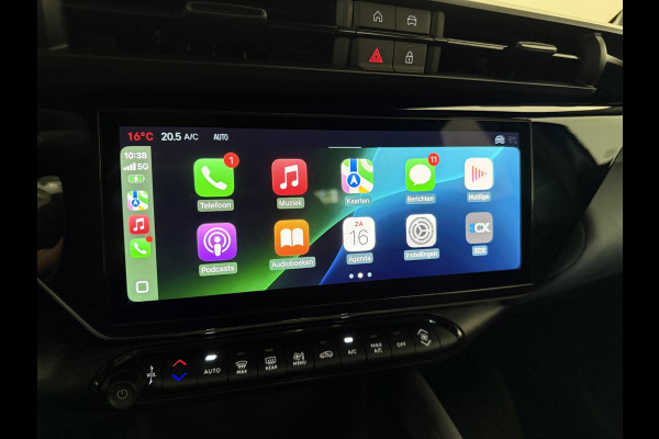 Alfa Romeo junior Elettrica Automaat 156PK Adaptieve Cruise Control LMV 18 inch Full Led Matrix Parkeer sensoren Navigatie Apple Carplay / Android auto  Climate Control