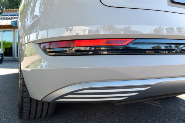Audi e-tron E-tron 55 quattro advanced Pro Line Plus 95 kWh Soh 95% I Siambiege I Luchtvering I Stoelkoeling & verwarming I B&O