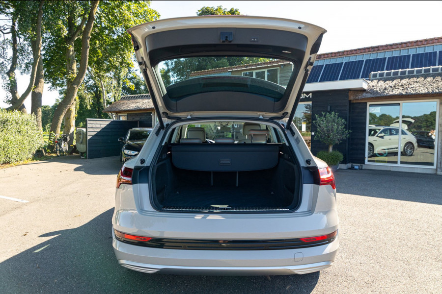 Audi e-tron E-tron 55 quattro advanced Pro Line Plus 95 kWh Soh 95% I Siambiege I Luchtvering I Stoelkoeling & verwarming I B&O