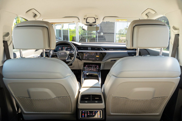 Audi e-tron E-tron 55 quattro advanced Pro Line Plus 95 kWh Soh 95% I Siambiege I Luchtvering I Stoelkoeling & verwarming I B&O