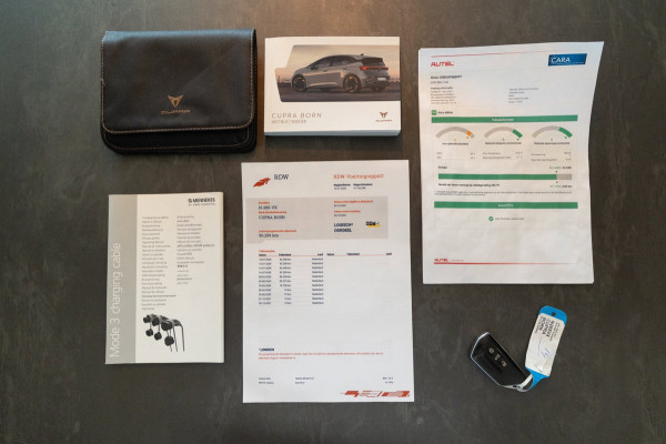 CUPRA Born Copper Edition One 62 kWh Soh 89% I Panoramadak I Adaptive Cruise I 360 Camera I CarPlay I Android I NL Auto I NAP