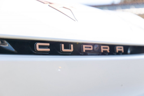 CUPRA Born Copper Edition One 62 kWh Soh 89% I Panoramadak I Adaptive Cruise I 360 Camera I CarPlay I Android I NL Auto I NAP