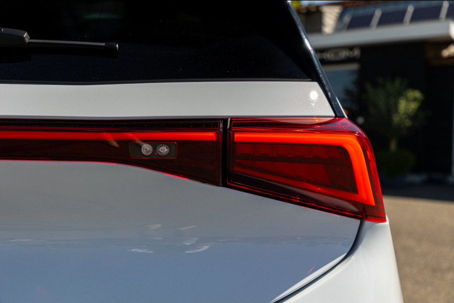 CUPRA Born Copper Edition One 62 kWh Soh 89% I Panoramadak I Adaptive Cruise I 360 Camera I CarPlay I Android I NL Auto I NAP