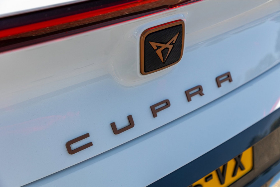 CUPRA Born Copper Edition One 62 kWh Soh 89% I Panoramadak I Adaptive Cruise I 360 Camera I CarPlay I Android I NL Auto I NAP