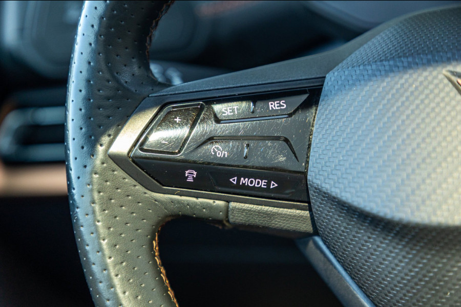 CUPRA Born Copper Edition One 62 kWh Soh 89% I Panoramadak I Adaptive Cruise I 360 Camera I CarPlay I Android I NL Auto I NAP