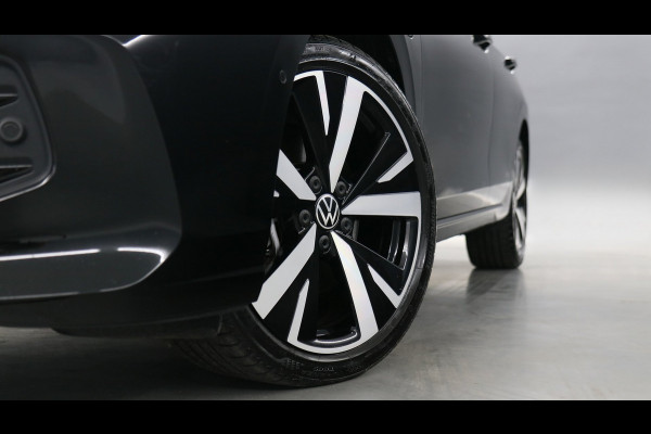 Volkswagen Golf 1.5 eHybrid 204pk Life Edition DSG / Navigatie via App Connect / Stoel+Stuurverwarming / Camera